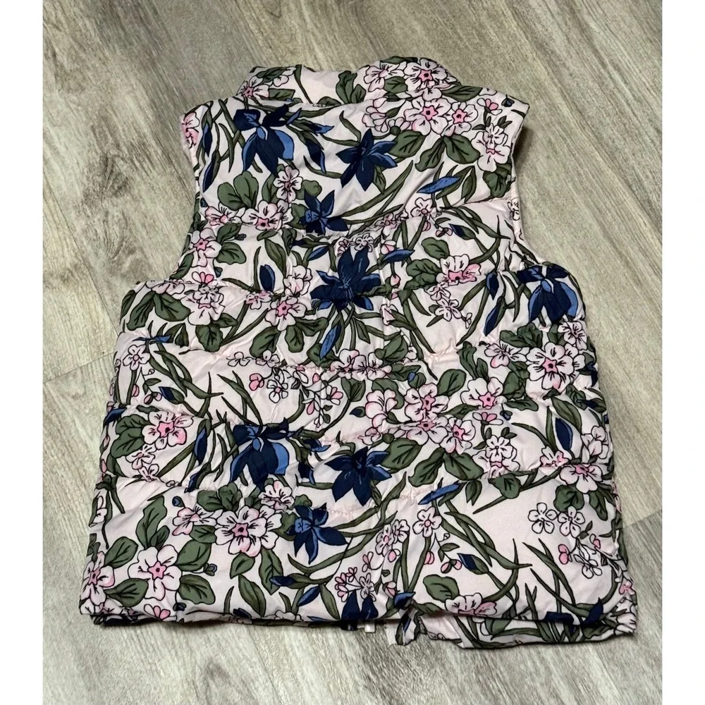 Crazy 8 girls‎ floral puffer vest medium 7/8. Warm fleece lined